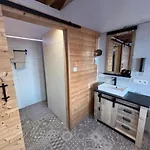 Casa Laryssiou *