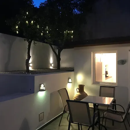 Casa Laryssiou * Gythio