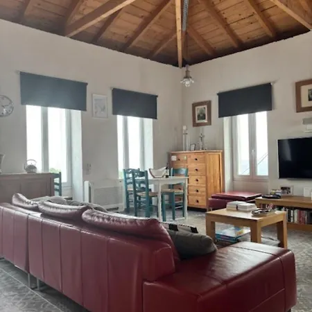 Hébergement de vacances Casa Laryssiou *