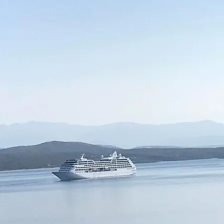 Casa Laryssiou Gythio